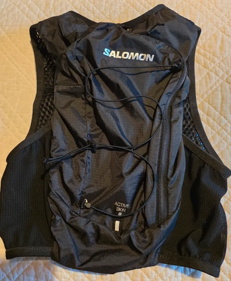Salomon Active Skin 8 bike d'occasion — image 2 sur 3