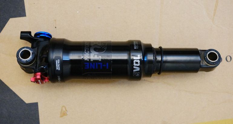 Tweedehands Fox Float SL Performance i-line 2024 bike — afbeelding 3 van 4
