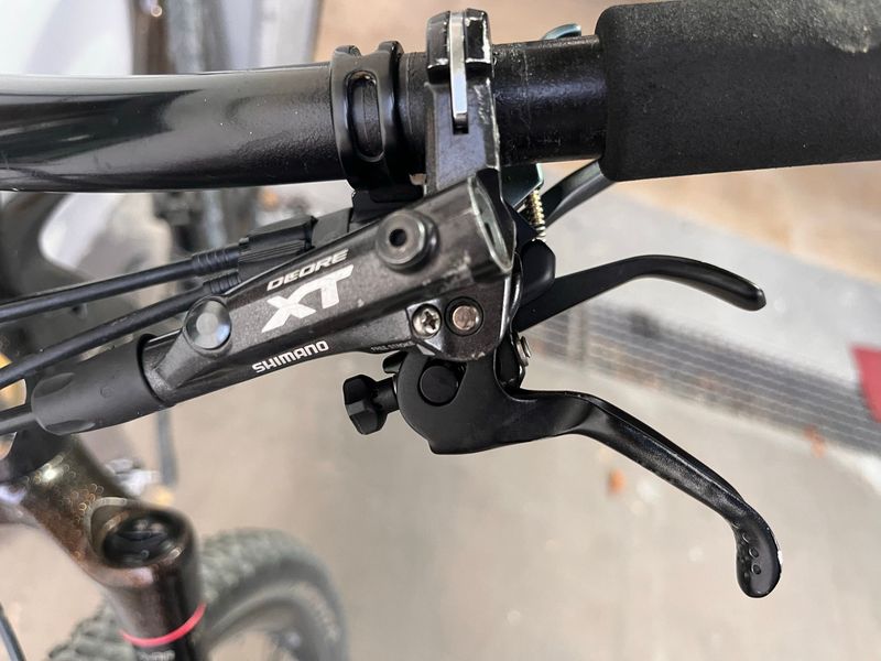 Used Shimano XT Brake Levers Brakes