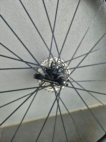 Gebrauchtes hoiru Carbono 45mm 2024 bike — Bild 2 von 6