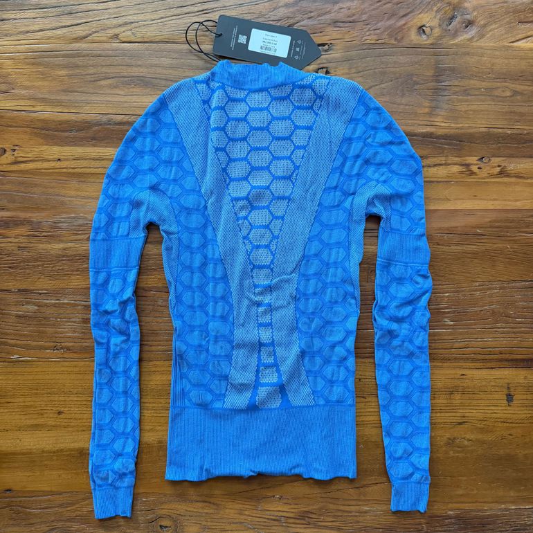 Tweedehands Q36.5 Base Layer 3 S-M// NEW!! 50% OFF!! 2026 bike — afbeelding 2 van 2