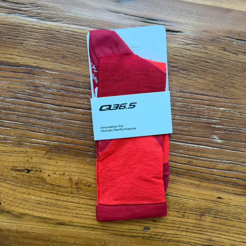 Used Q36.5 Hybrid Sock 40-43// NEW!! 50% OFF!! 2026 Cycling Clothing