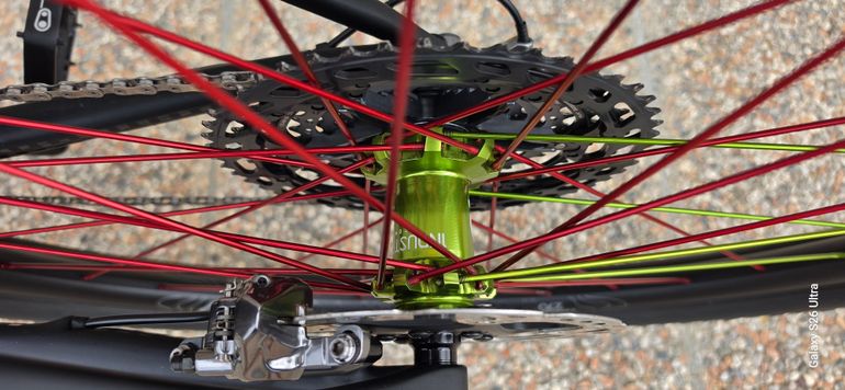 Used Industry Nine Trail 270 bike — image 6 of 8
