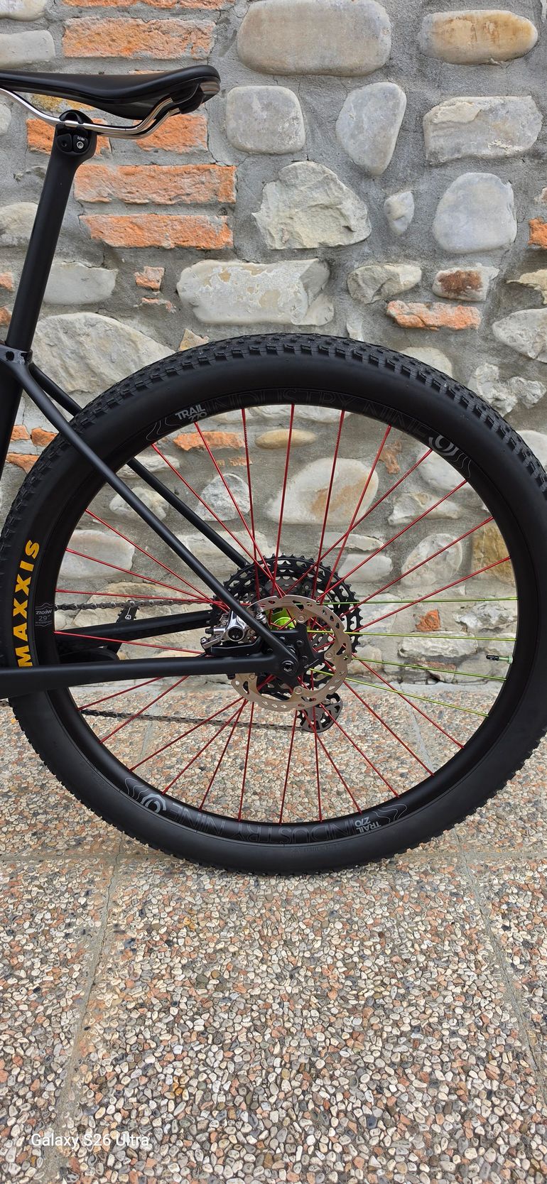 Used Industry Nine Trail 270 bike — image 4 of 8