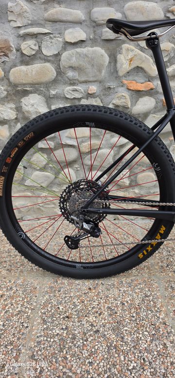 Used Industry Nine Trail 270 bike — image 5 of 8