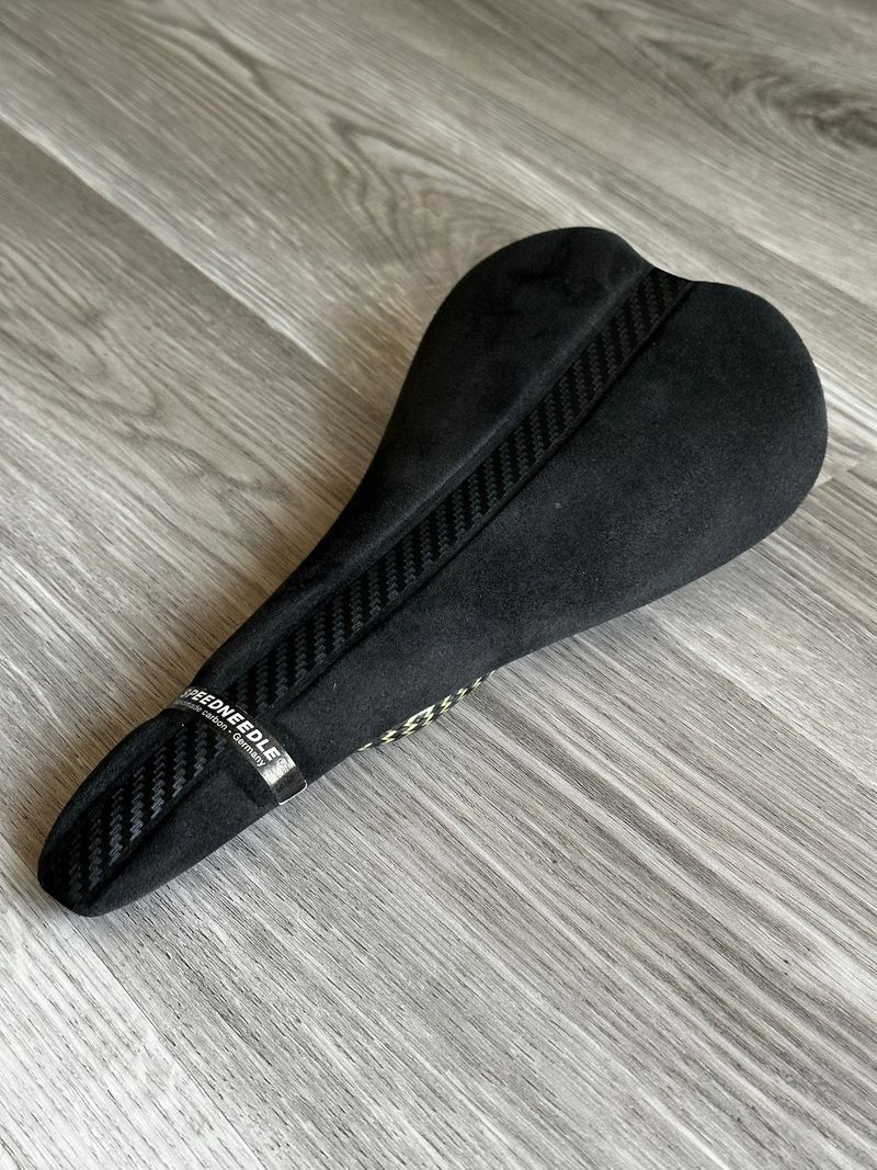 Used Tune Speedneedle 10TWENTY Carbon Sattel mit Alcantara 2023 Saddles & Seatposts