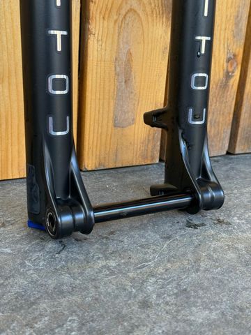 Used Manitou TS Air Fork bike — image 2 of 5
