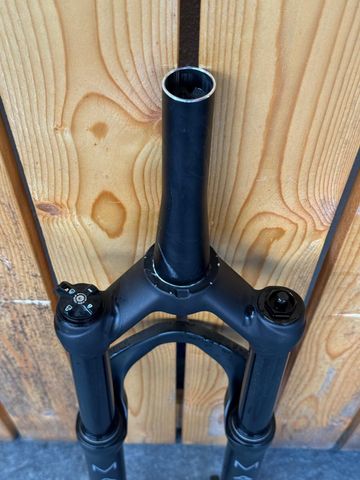 Used Manitou TS Air Fork bike — image 3 of 5