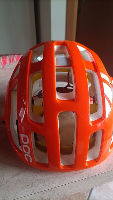 POC Octal MIPS Helmet 2024 bike d'occasion — image 1 sur 4
