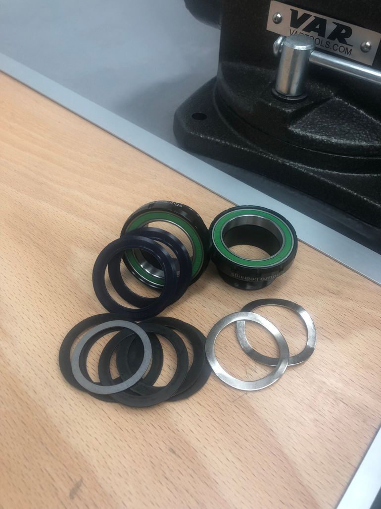 Tweedehands Enduro Bearings Ceramic XD-15 Bottom Bracket bike — afbeelding 2 van 2