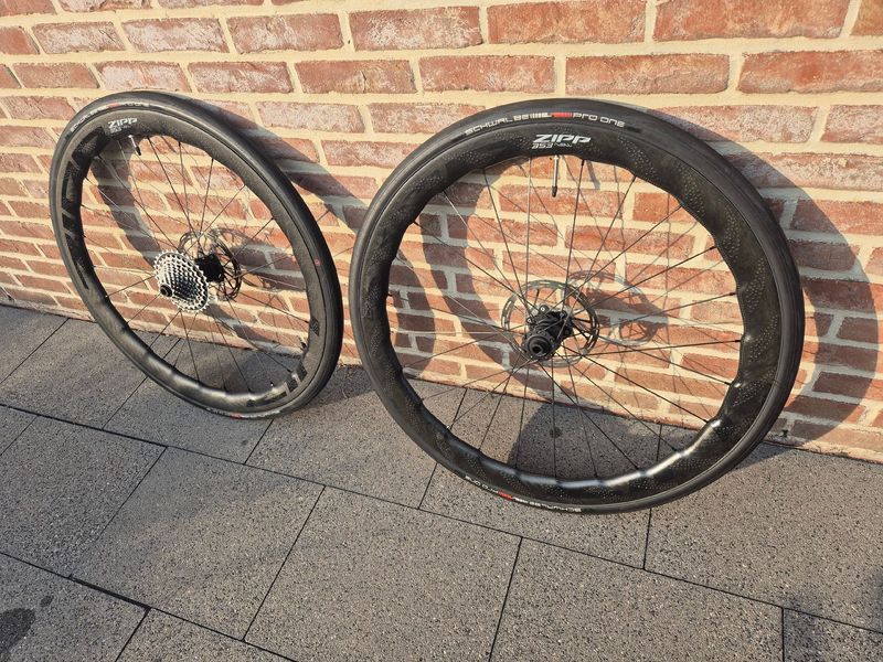 Tweedehands Zipp 353 NSW Tubeless Disc-Brake Wheelset 2024 Wheels