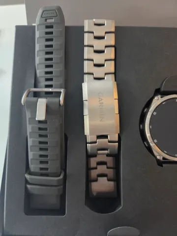 Used Garmin Fenix 8, 47mm Amoled 2025 bike — image 3 of 4