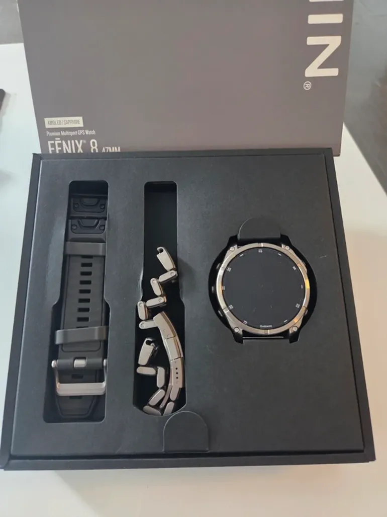 Used Garmin Fenix 8, 47mm Amoled 2025 bike — image 2 of 4