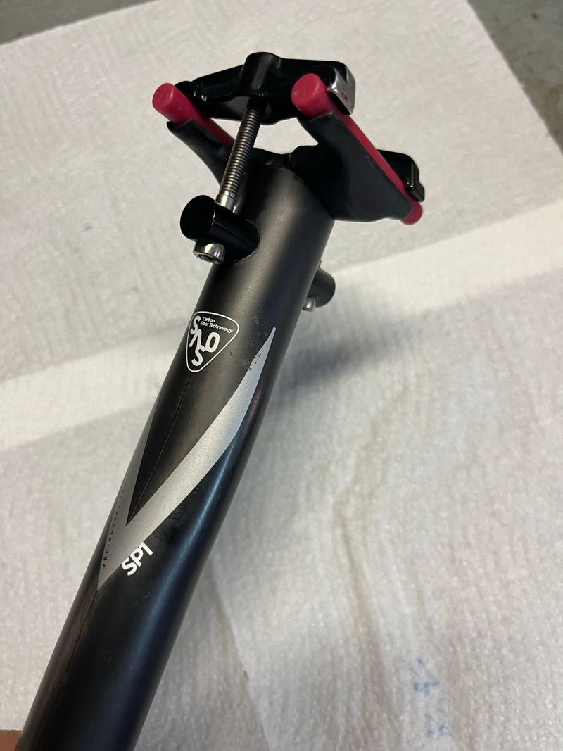 Used SASO Carbon Seatpost 2024 Saddles & Seatposts