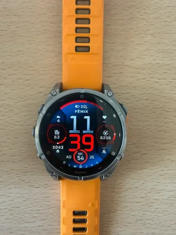 Used Garmin fenix 8 bike — image 2 of 4