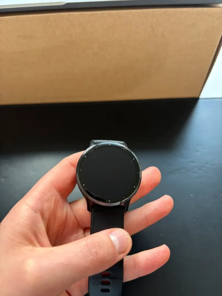Used Garmin Venu 3 bike — image 3 of 6