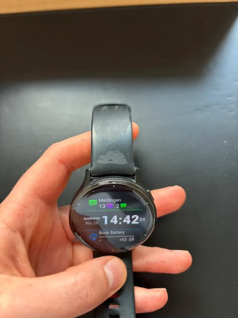Used Garmin Venu 3 bike — image 6 of 6