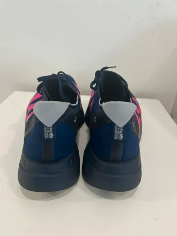 Used Adidas adizero adios pro 4 bike — image 8 of 10