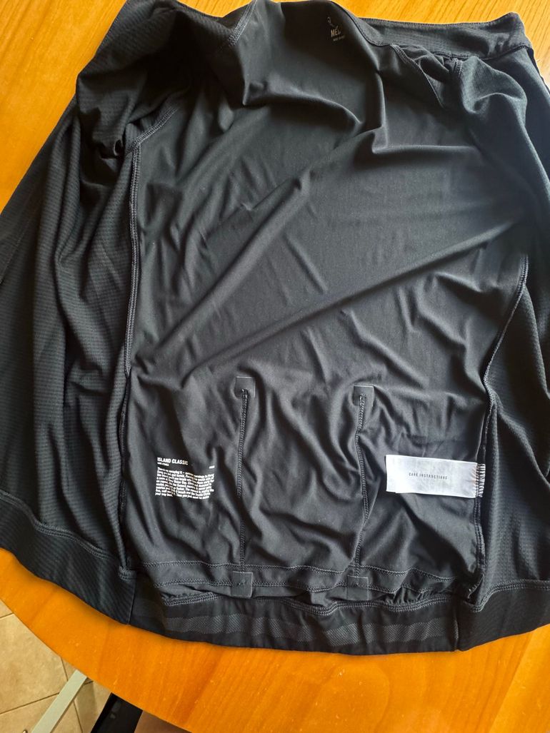 Used Rapha Cycling Kit 2022 bike — image 4 of 8