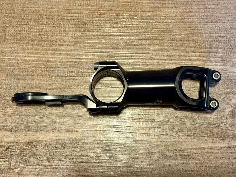 Used Tune Geiles Teil 4.0 Stem 2025 bike — image 2 of 15