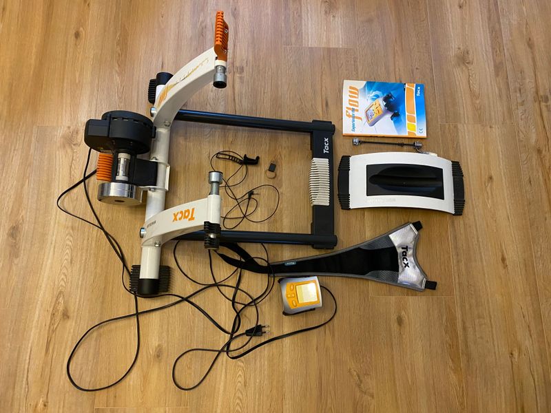 Käytetty Tacx Flow Rollentrainer Cycling Accessories