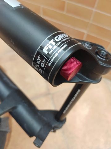 Fox 34 Performance bike d'occasion — image 6 sur 9