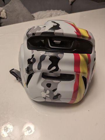 Specialized Ambush 2 Helmet 2024 bike d'occasion — image 3 sur 6