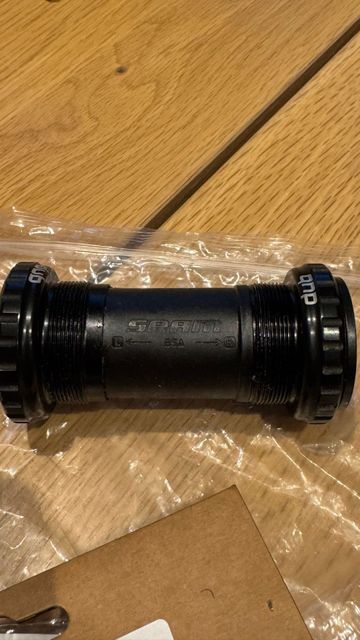 Sram DUB BSA Bottom Bracket + Spacer Kit bike d'occasion — image 1 sur 2