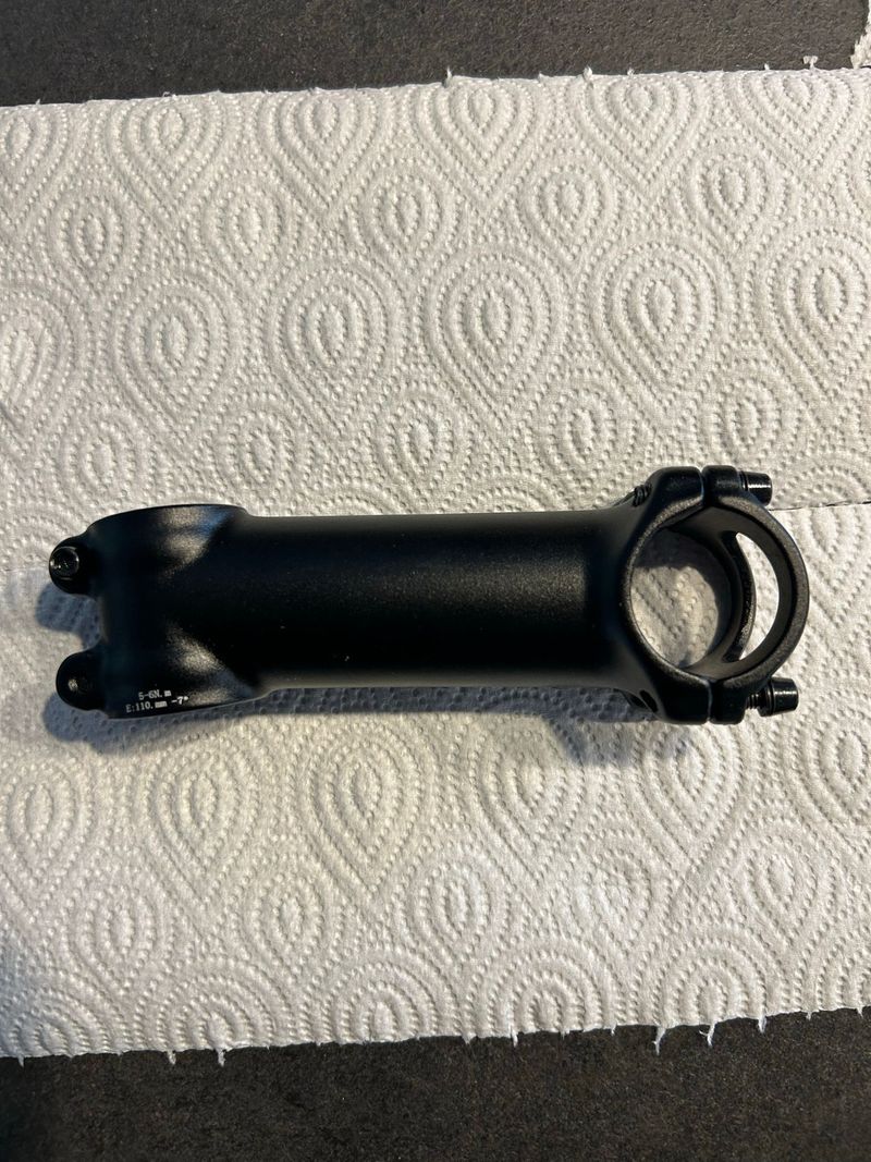 Käytetty no name alloy stem Cockpit