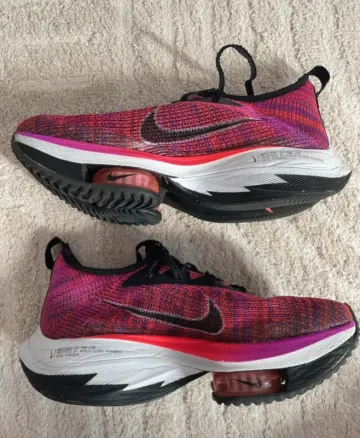 Used Nike Air Zoom Alphafly NEXT% bike — image 4 of 7