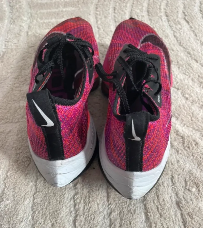 Used Nike Air Zoom Alphafly NEXT% bike — image 7 of 7