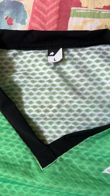 Assos equipe srs bike d'occasion — image 2 sur 3