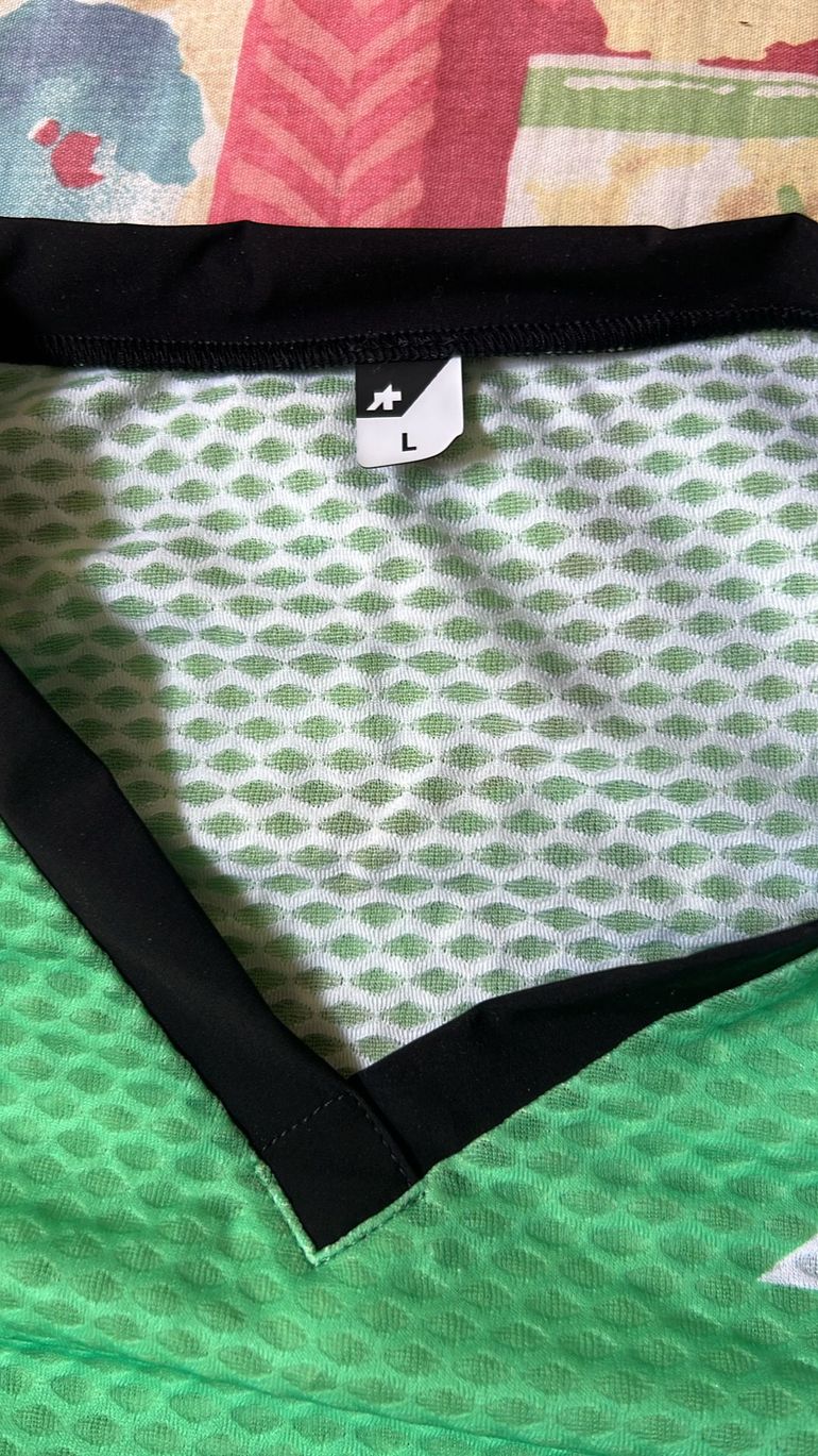 Assos equipe srs bike d'occasion — image 2 sur 3