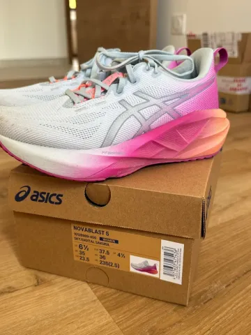 Used Asics Novablast 5 bike — image 3 of 3