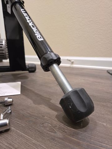 Used Blackburn Tech Fluid Trainer bike — image 5 of 7