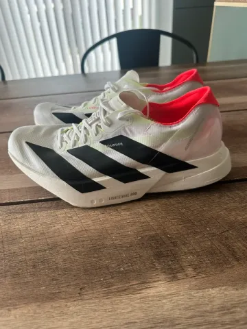 Käytetty Pro Adizero Adios 4 bike — kuva 1 / 4