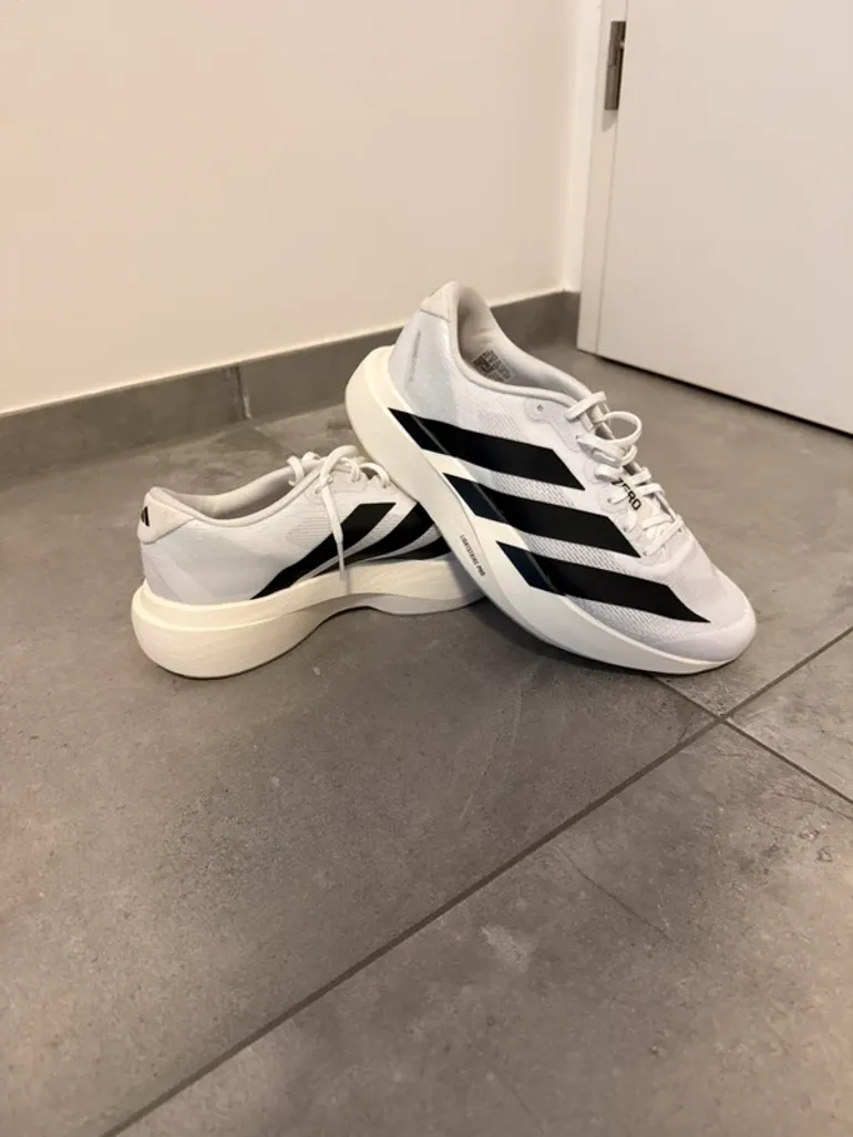 Käytetty Adidas Adizero Adios Pro 4 bike — kuva 1 / 6