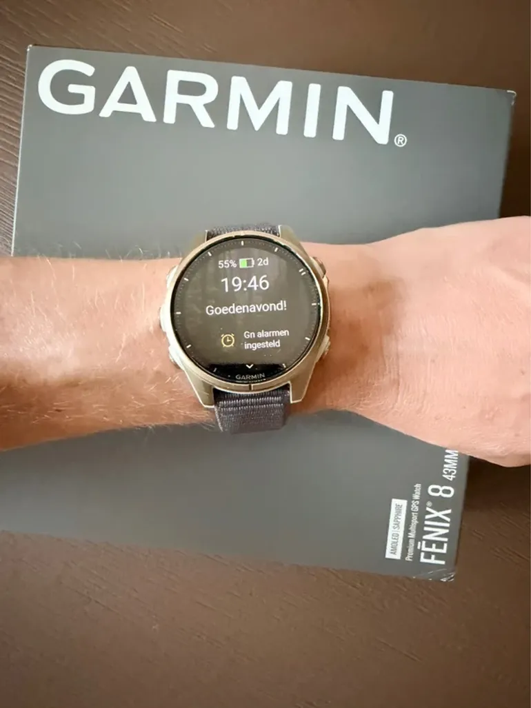 Used Garmin Fēnix 8 (43mm) Amoled Sapphire bike — image 3 of 4