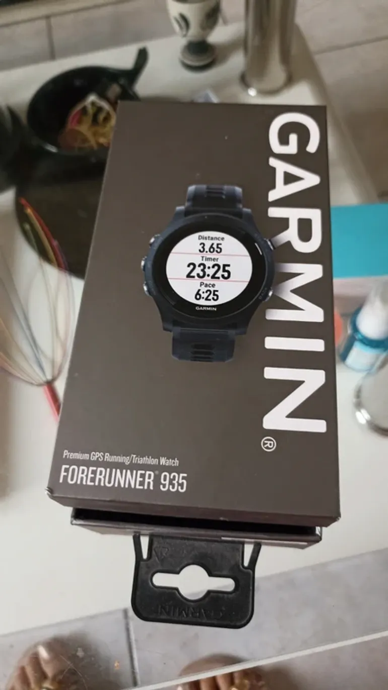 Used Garmin Forerunner 935 bike — image 3 of 5