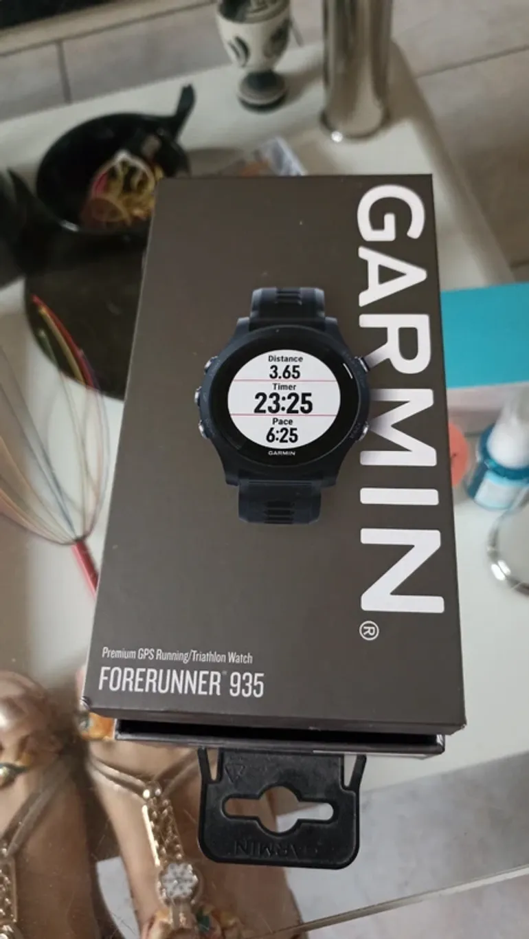 Used Garmin Forerunner 935 bike — image 4 of 5