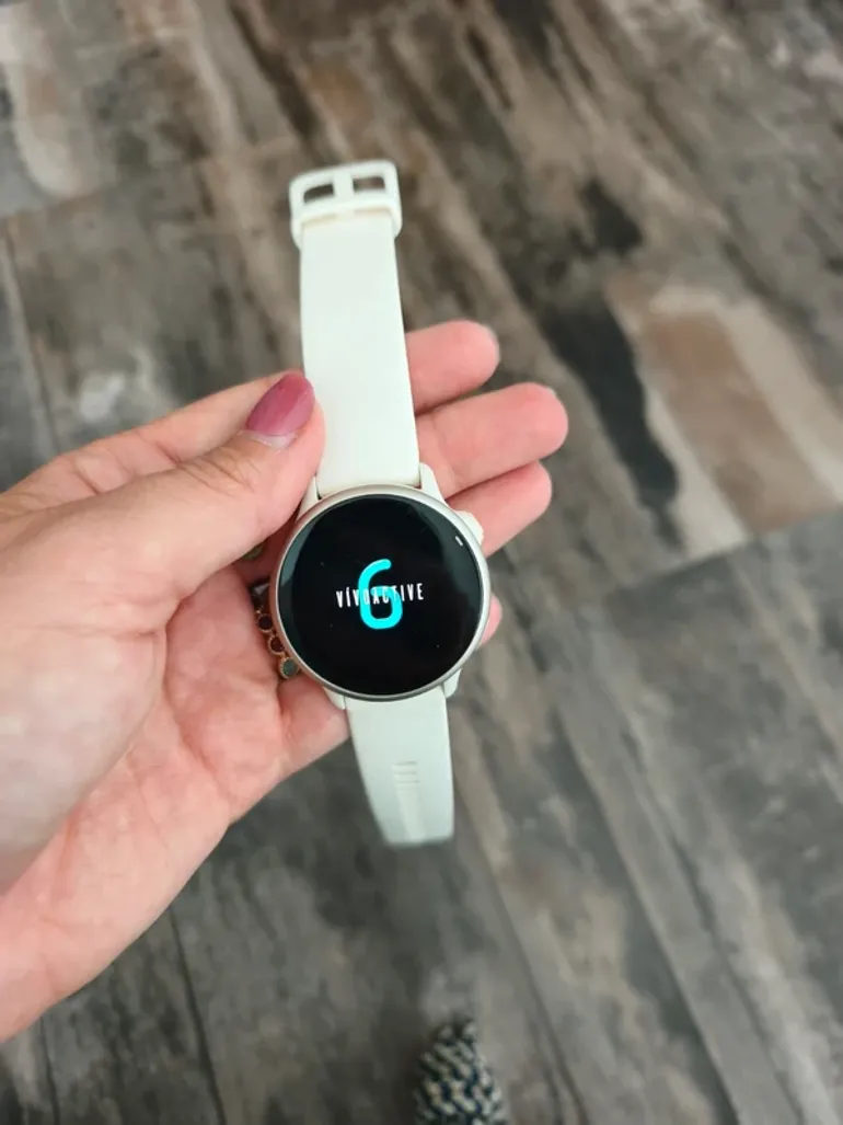 Used Garmin Vivoactive 6 bike — image 3 of 8