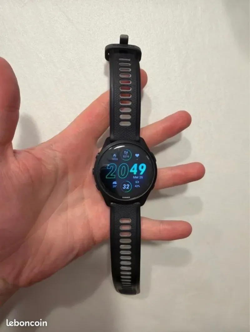 Used Garmin Forerunner 265 Electronics