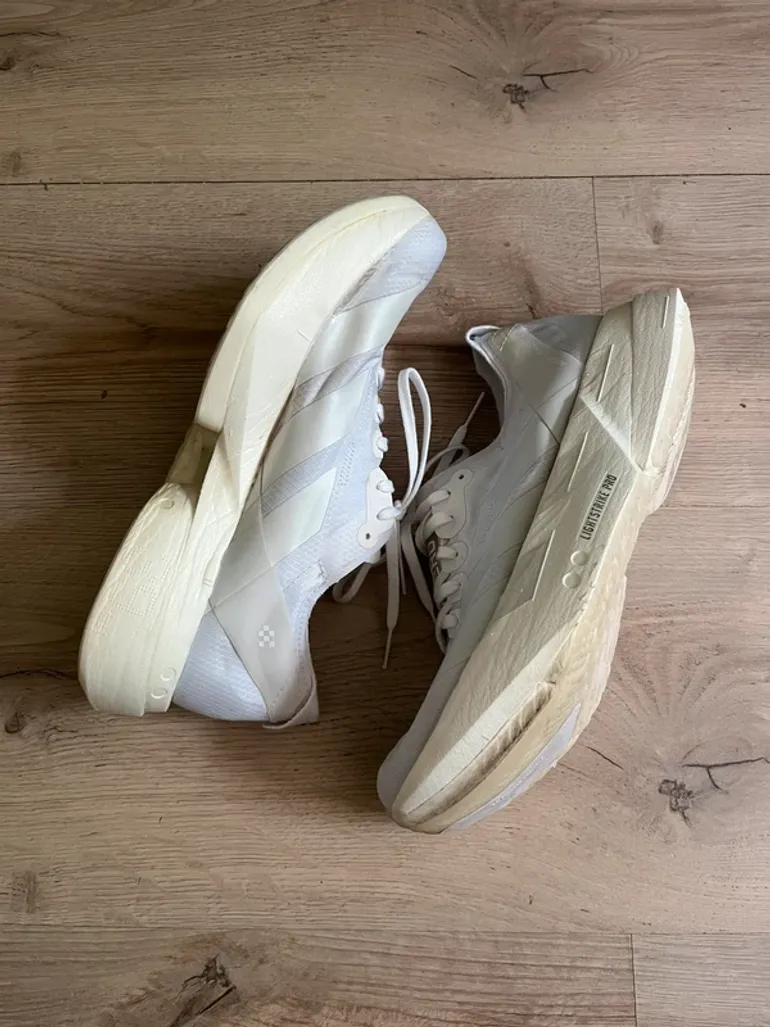 Käytetty Adidas Adizero Adios Pro 4 bike — kuva 2 / 9