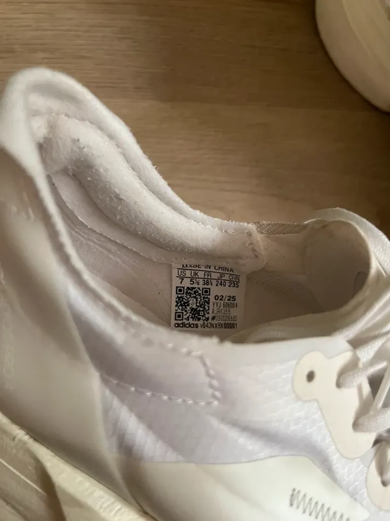 Käytetty Adidas Adizero Adios Pro 4 bike — kuva 7 / 9