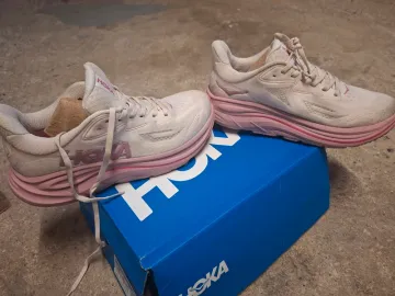 Rose Hoka Basket bike d'occasion — image 3 sur 3