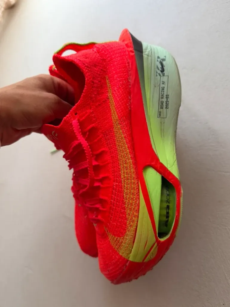 Used Nike Zoom Alphafly bike — image 3 of 10