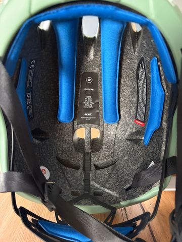 Used Hjc Helmet 2026 bike — image 3 of 6