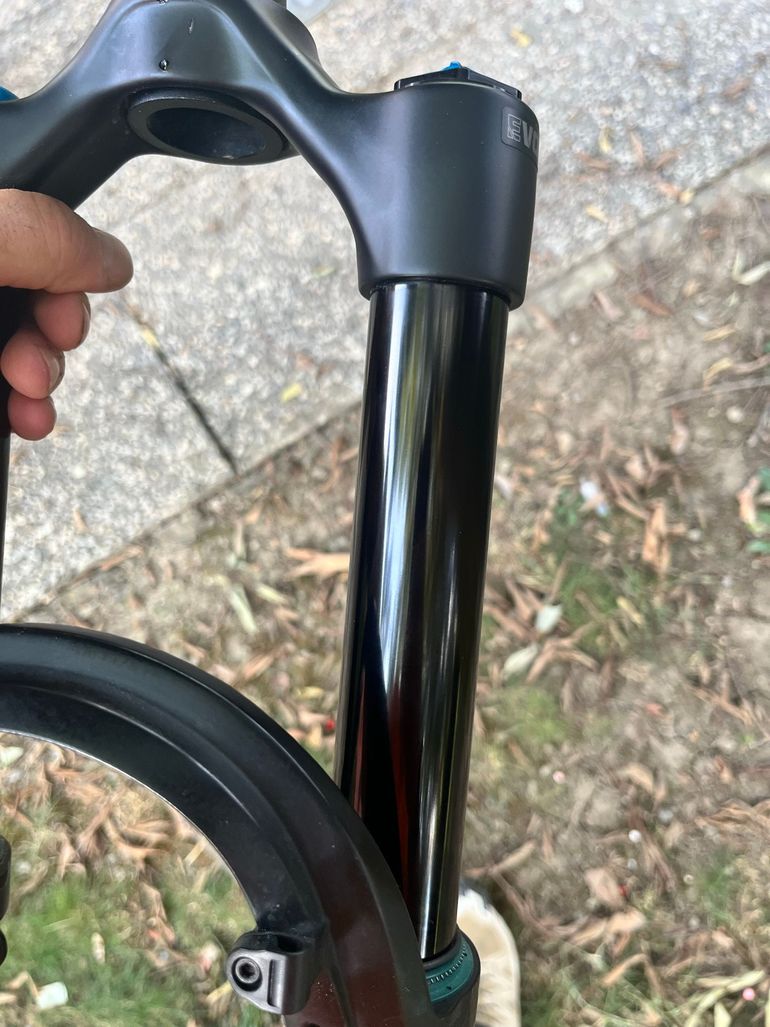 Used Fox Performance 36 Fork 150 mm 2025 bike — image 5 of 8