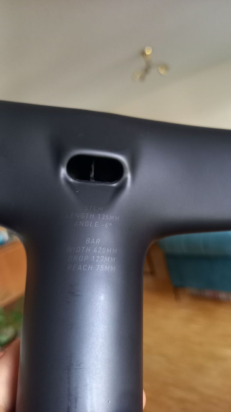 Used Roval Rapide Cockpit 2025 bike — image 5 of 12