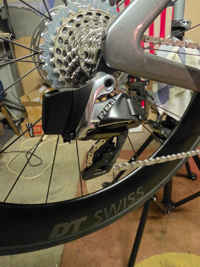 Used Sram Red D1 Rear Derailleur Drivetrain & Pedals